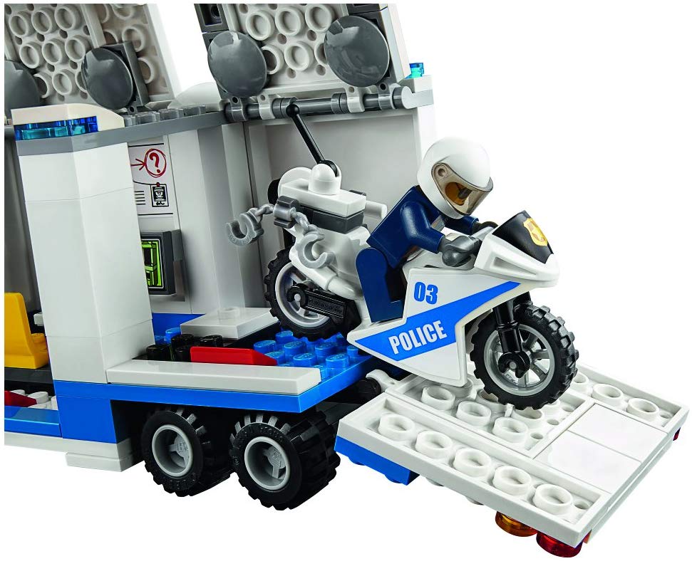 LEGO City Police Mobile Command Center Truck - Top Toys and Gifts for Six Year Old Boys 2
